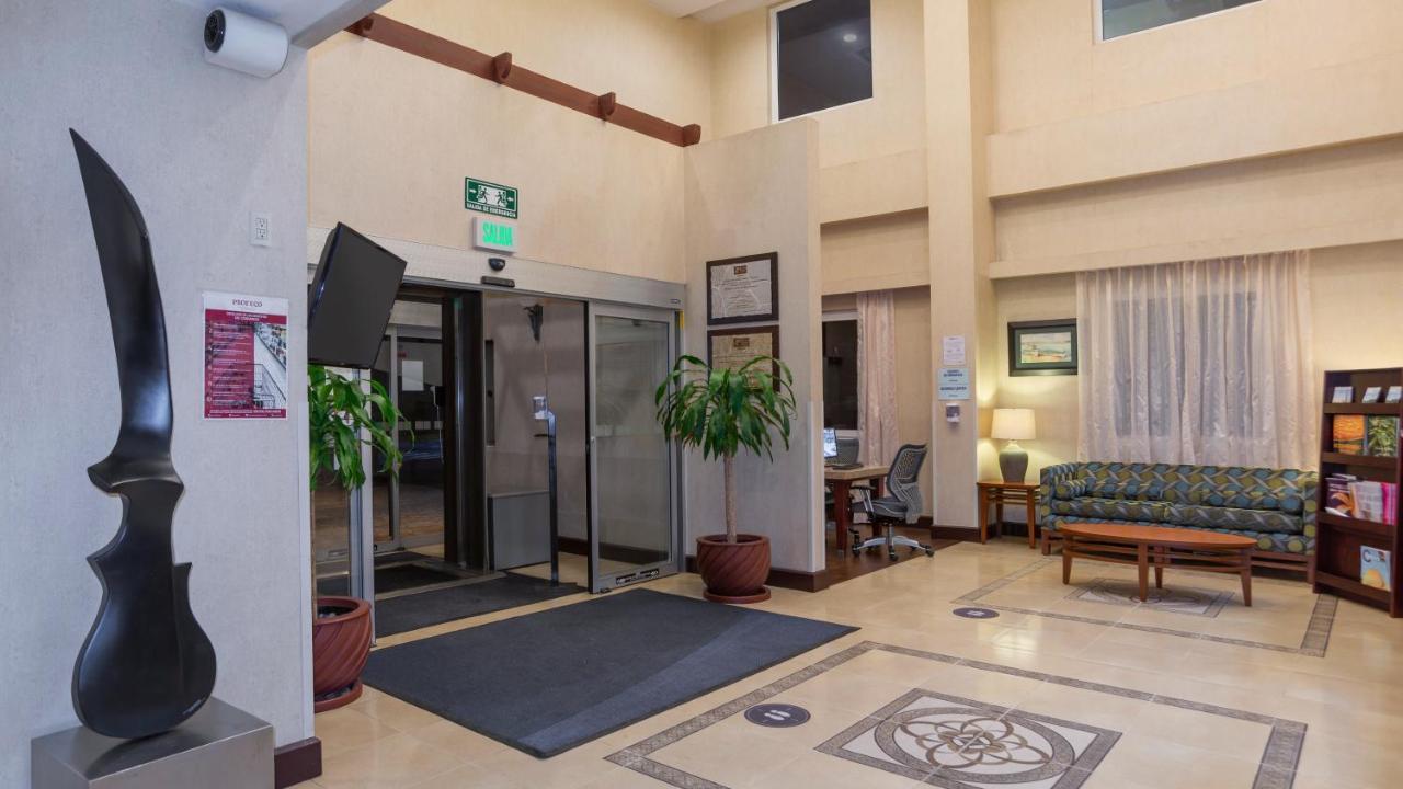 Holiday Inn Express & Suites Cuernavaca By Ihg Exterior foto