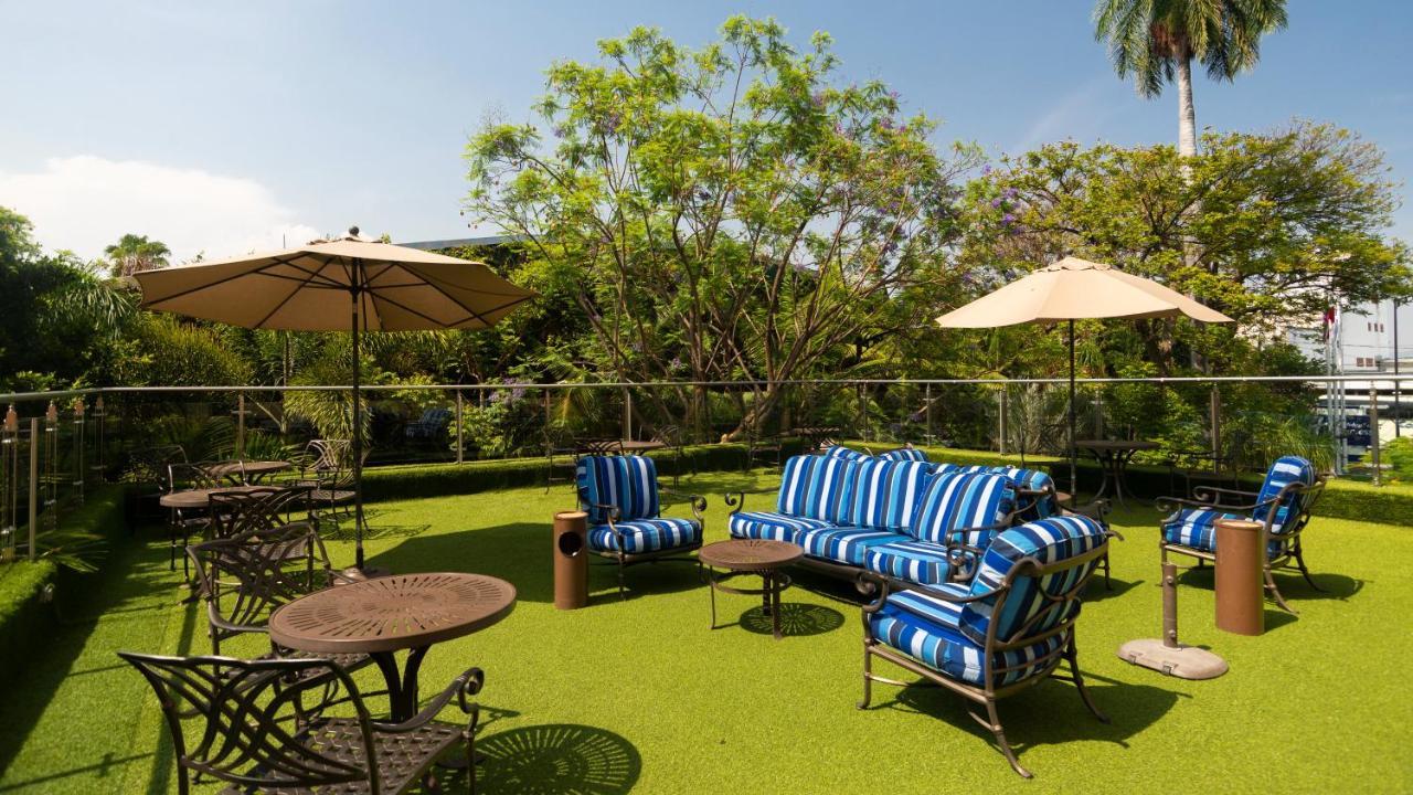 Holiday Inn Express & Suites Cuernavaca By Ihg Exterior foto