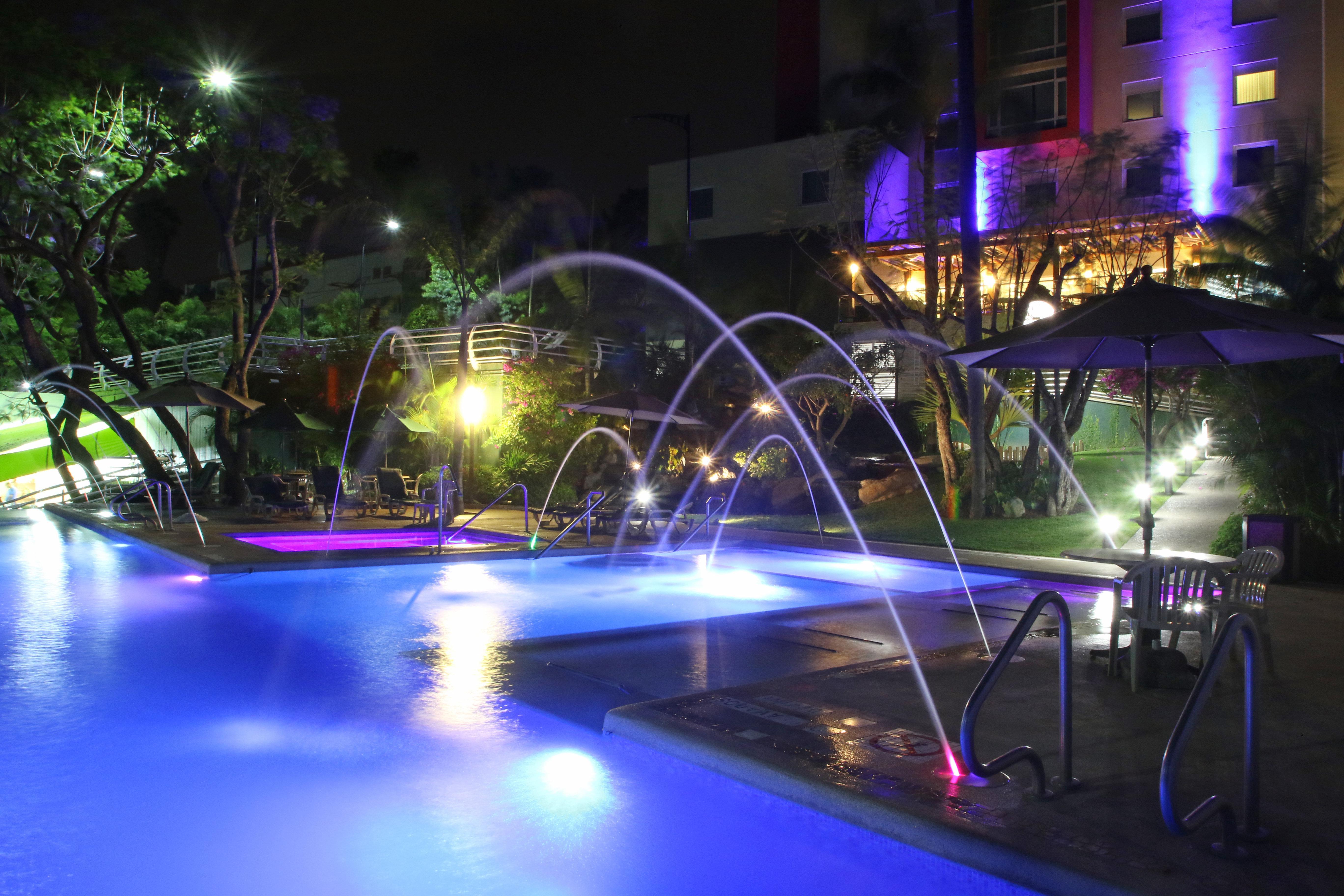 Holiday Inn Express & Suites Cuernavaca By Ihg Exterior foto